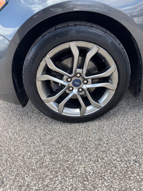 2019 Ford Fusion Image 9