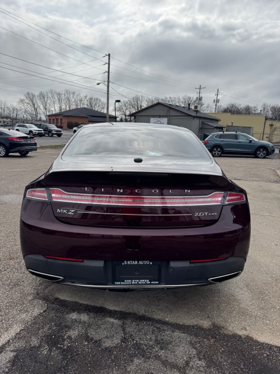 2017 Lincoln MKZ Image 4