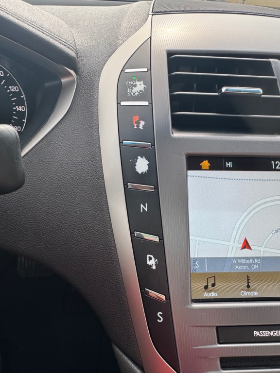 2017 Lincoln MKZ Image 19