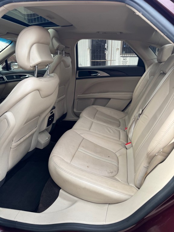 2017 Lincoln MKZ Image 27