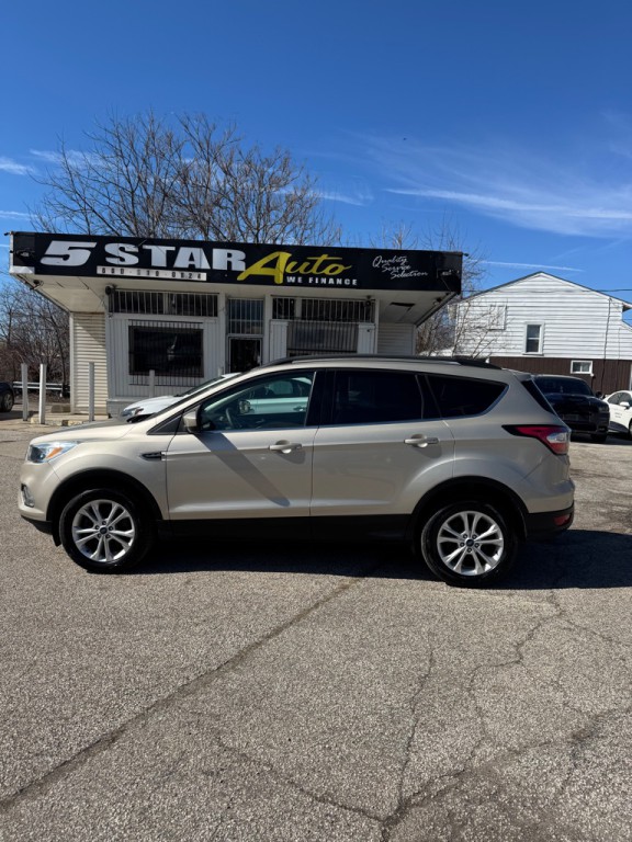 2018 Ford Escape Image 2