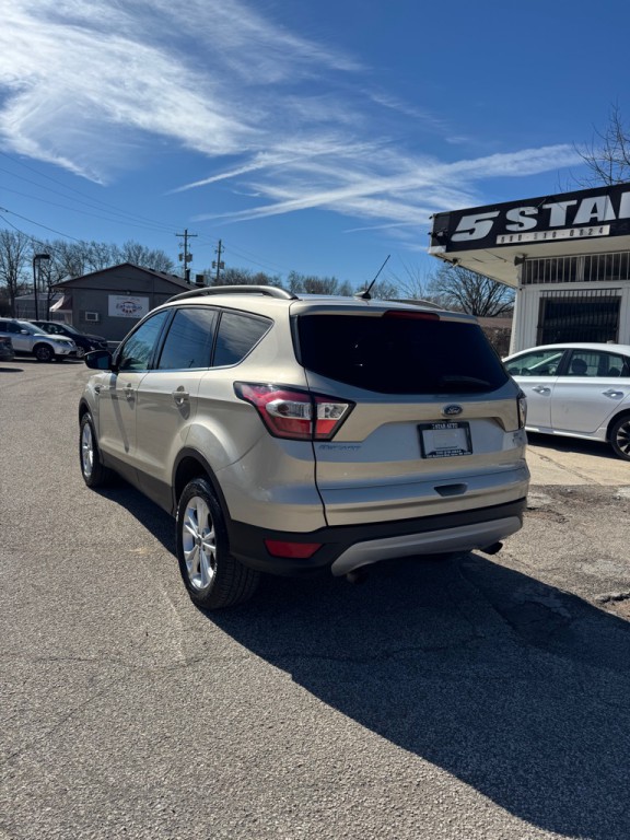 2018 Ford Escape Image 3