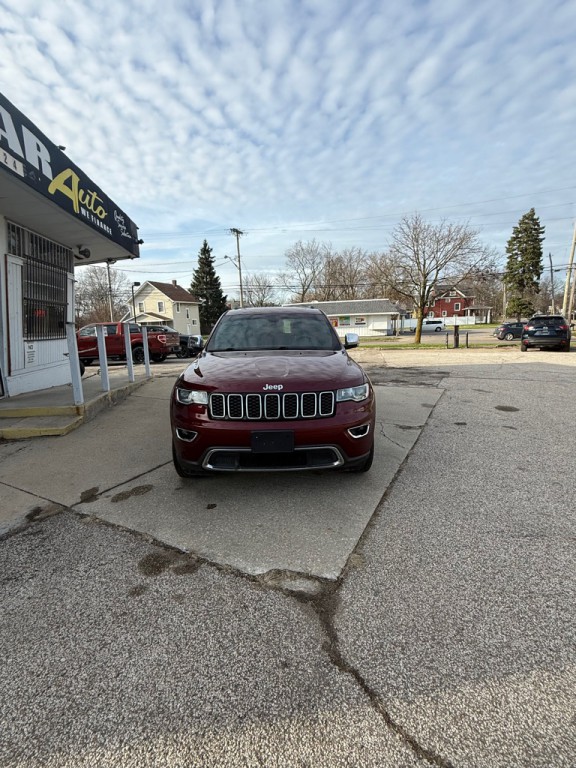2017 Jeep Grand Cherokee Image 2