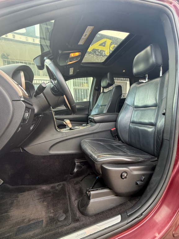 2017 Jeep Grand Cherokee Image 18