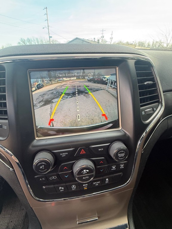 2017 Jeep Grand Cherokee Image 24