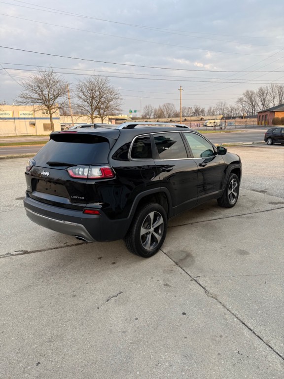 2019 Jeep Cherokee Image 7