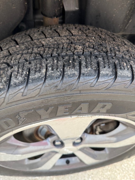 2019 Jeep Cherokee Image 15