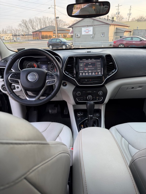 2019 Jeep Cherokee Image 19