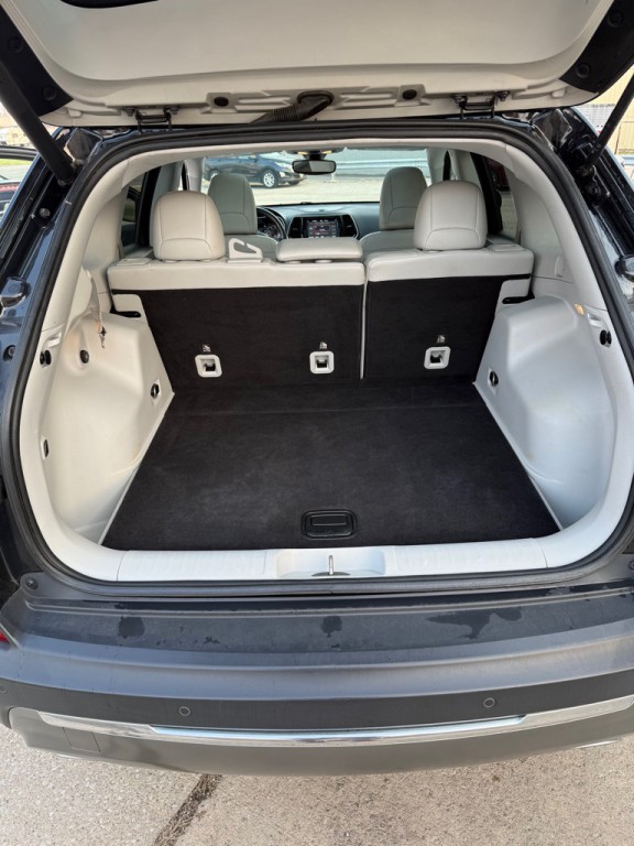 2019 Jeep Cherokee Image 20