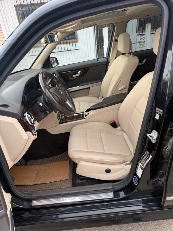 2015 Mercedes-Benz GLK-Class Image 16