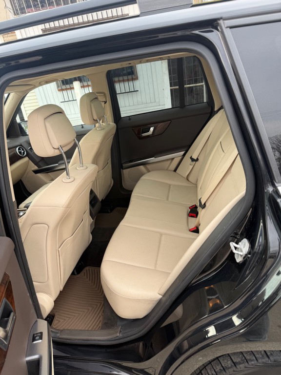 2015 Mercedes-Benz GLK-Class Image 19