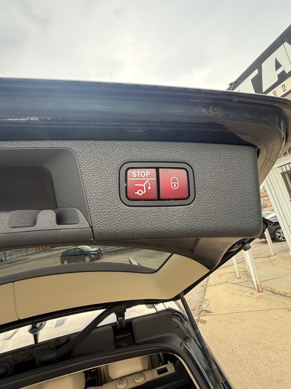 2015 Mercedes-Benz GLK-Class Image 22