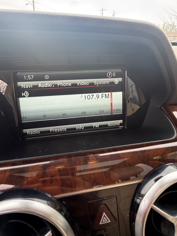 2015 Mercedes-Benz GLK-Class Image 25