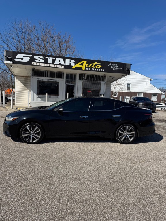 2020 Nissan Maxima Image 2