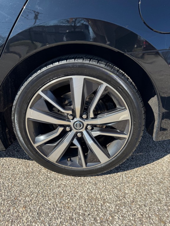 2020 Nissan Maxima Image 9