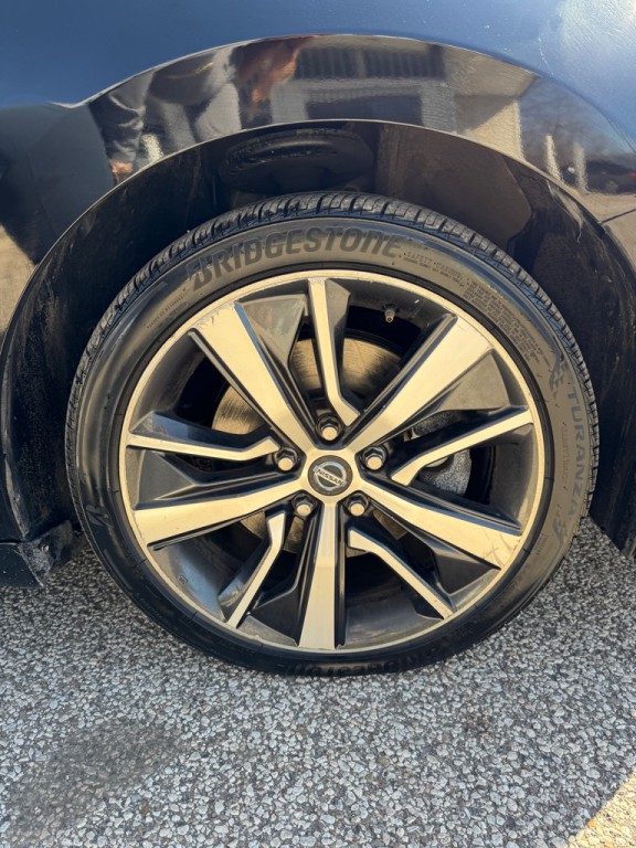 2020 Nissan Maxima Image 11