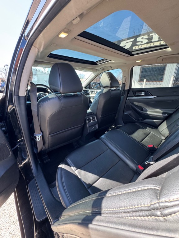 2020 Nissan Maxima Image 28