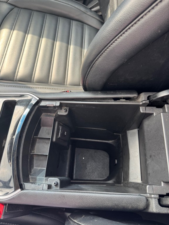 2019 Ford Edge Image 21