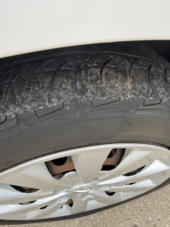 2016 Nissan Sentra Image 13