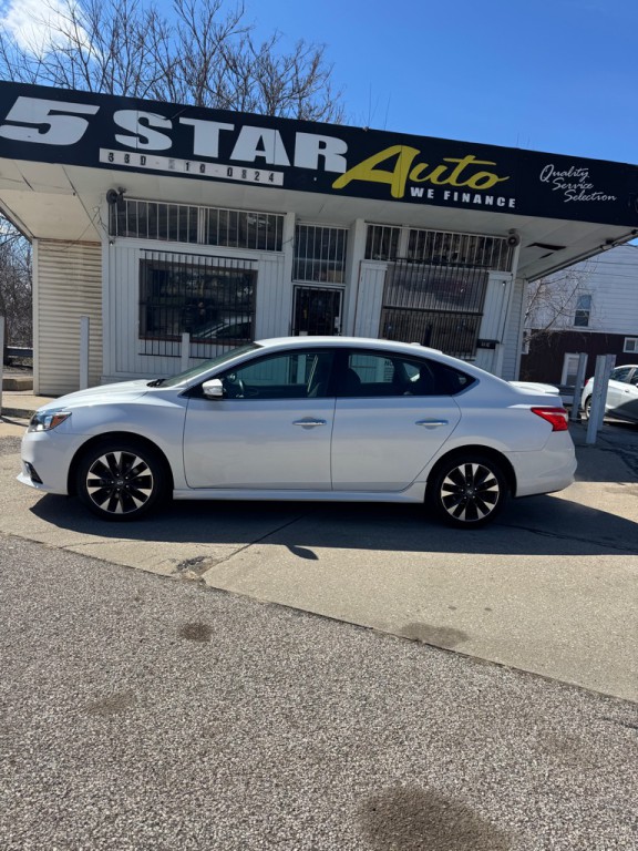 2019 Nissan Sentra Image 2