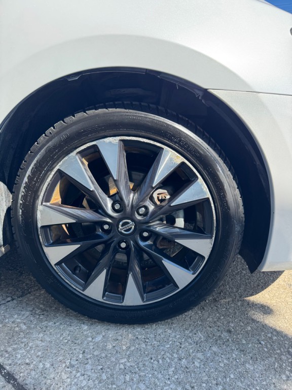 2019 Nissan Sentra Image 13