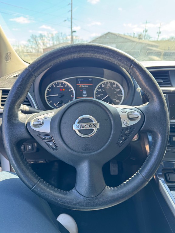 2019 Nissan Sentra Image 16