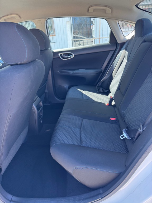 2019 Nissan Sentra Image 25