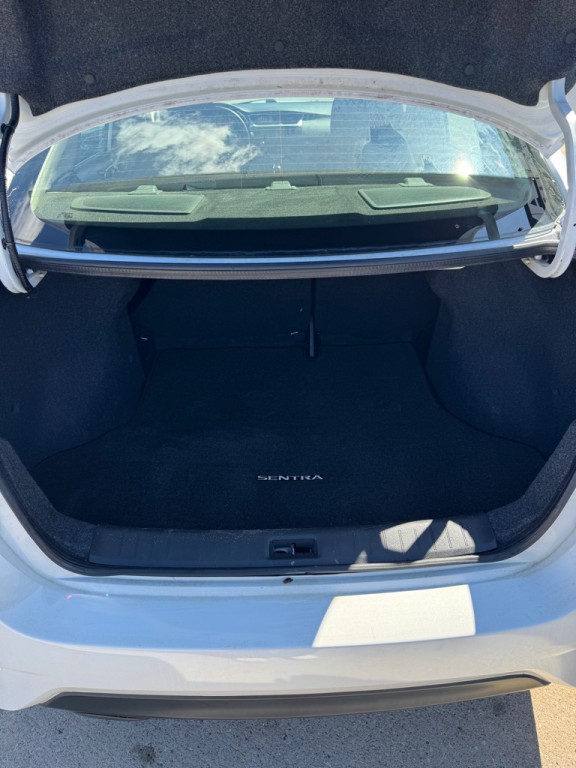 2019 Nissan Sentra Image 26