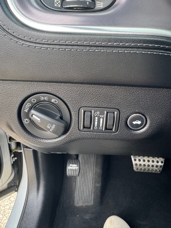 2019 Dodge Charger Image 23