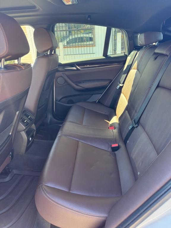 2018 BMW X4 Image 21