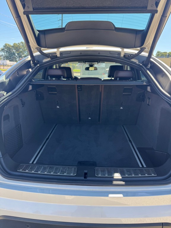 2018 BMW X4 Image 25