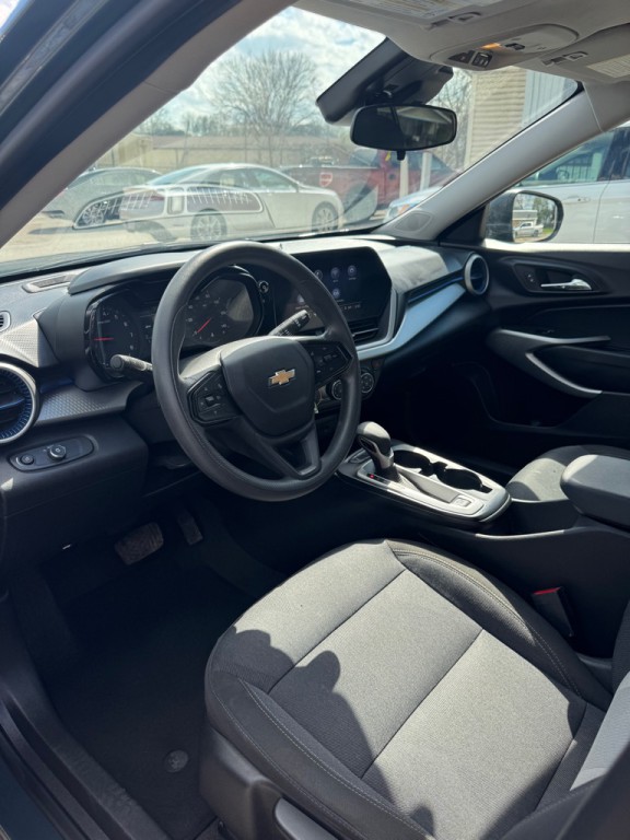 2025 Chevrolet Trax Image 13