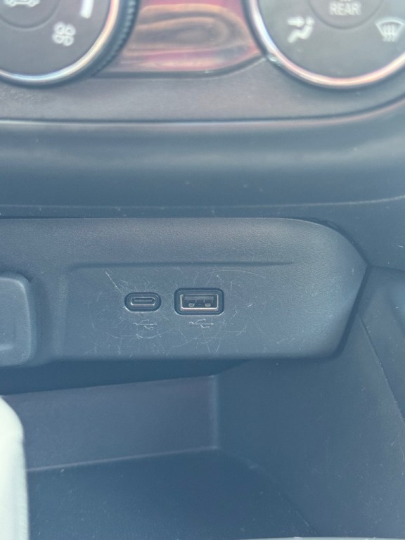 2025 Chevrolet Trax Image 20