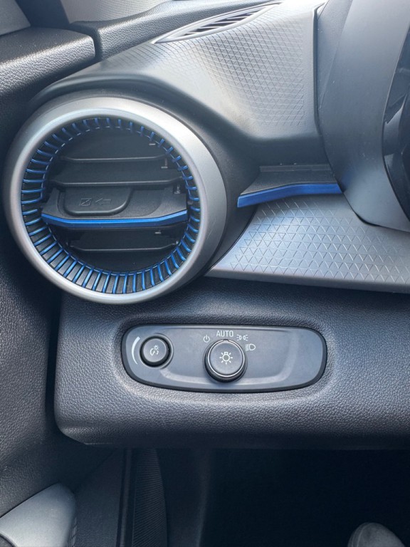 2025 Chevrolet Trax Image 21