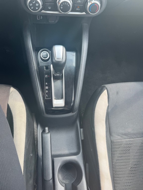 2021 Nissan Versa Image 19