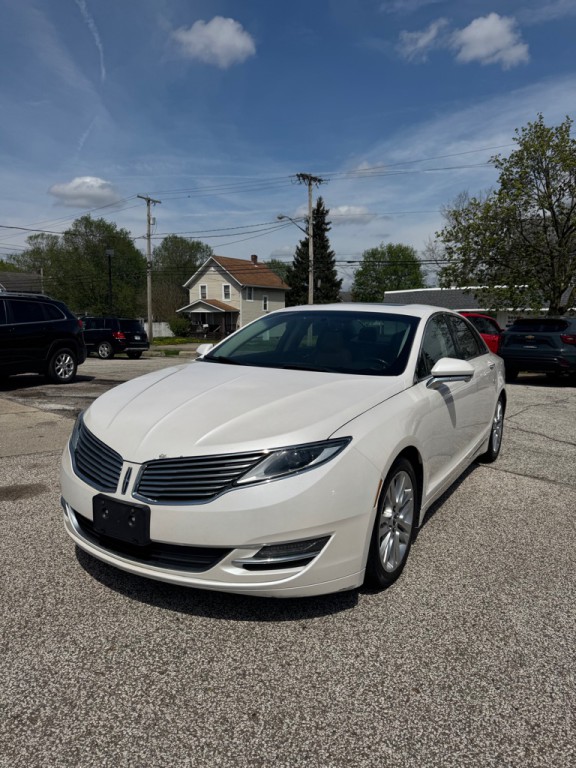 2016 Lincoln MKZ Image 1