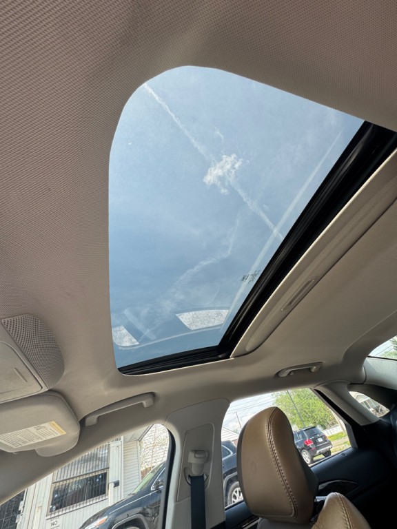 2016 Lincoln MKZ Image 21