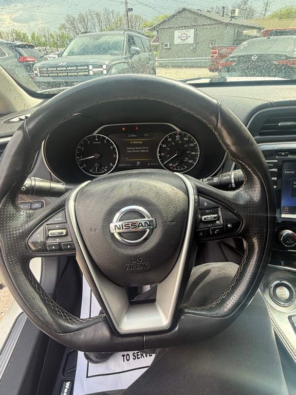 2017 Nissan Maxima Image 12