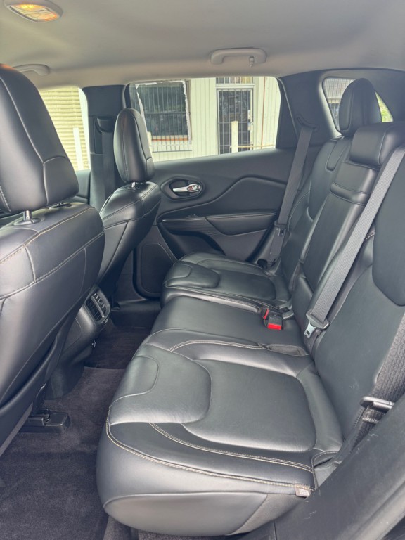 2016 Jeep Cherokee Image 26