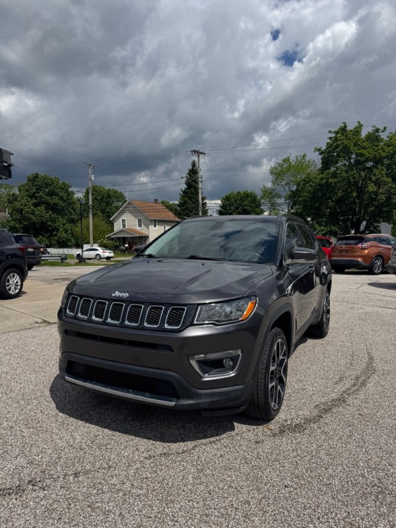 2018 Jeep Compass Image 1