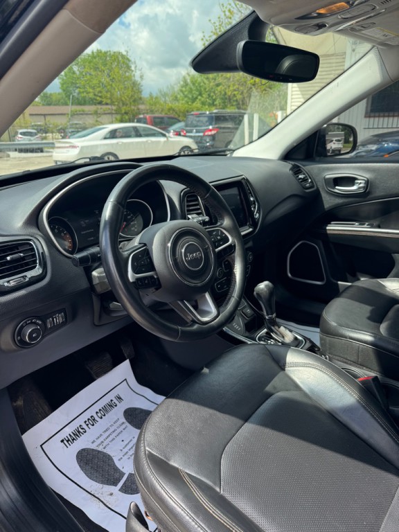 2018 Jeep Compass Image 13