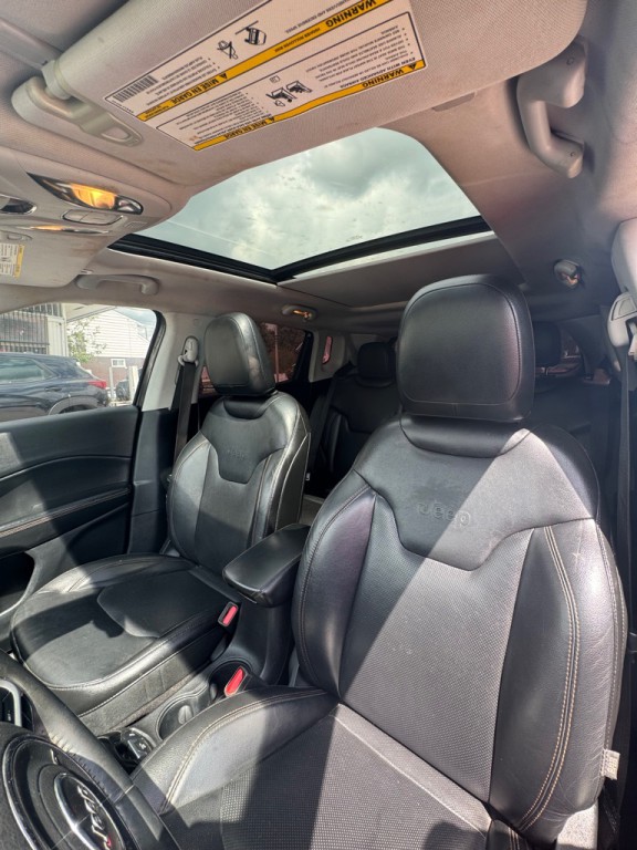 2018 Jeep Compass Image 14