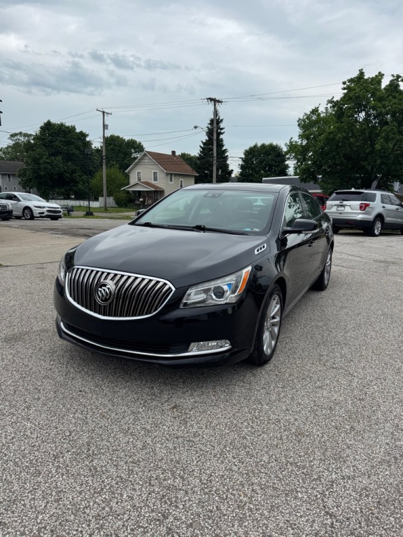 2016 Buick Lacrosse Image 1