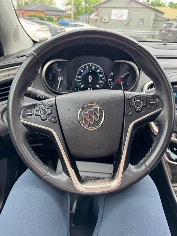 2016 Buick Lacrosse Image 15