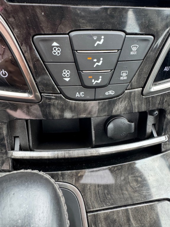 2016 Buick Lacrosse Image 20