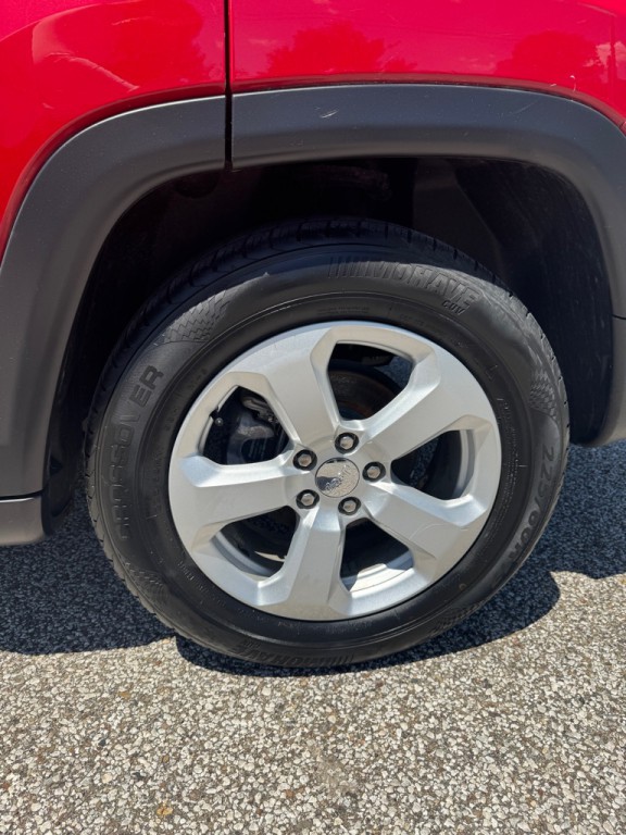2018 Jeep Compass Image 9