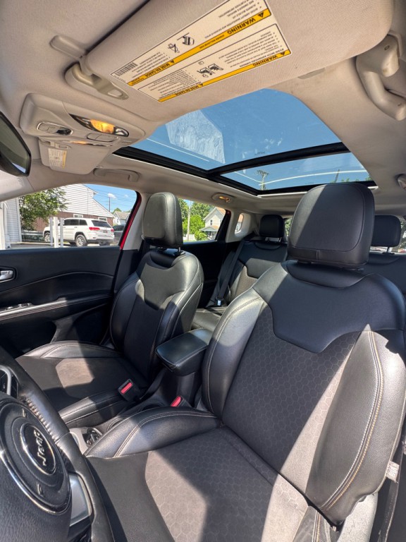2018 Jeep Compass Image 25