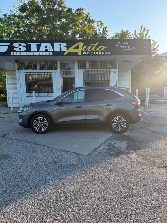 2021 Ford Escape Image 4