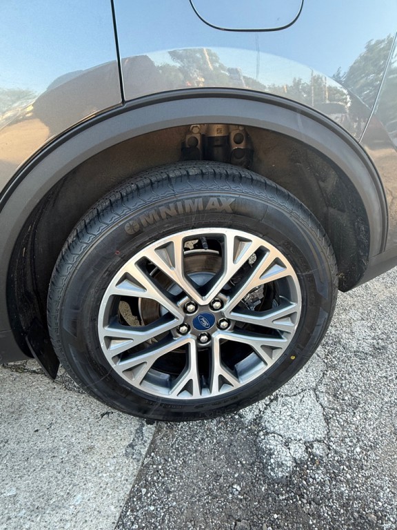 2021 Ford Escape Image 15