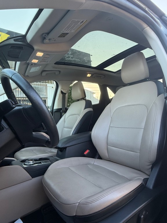 2021 Ford Escape Image 18